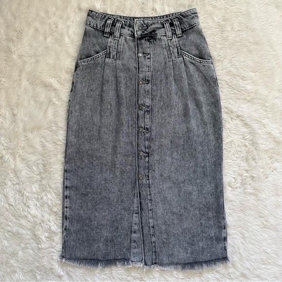 Free People We The Free Skirt Sidney Denim Midi Button Front Black Acid Wash 28 - Picture 3 of 12